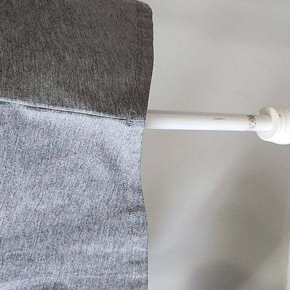 LuLaRoe Randy Gray Raglan Tee with Multicolored 3/4 Sleeves - Picture 8 of 12